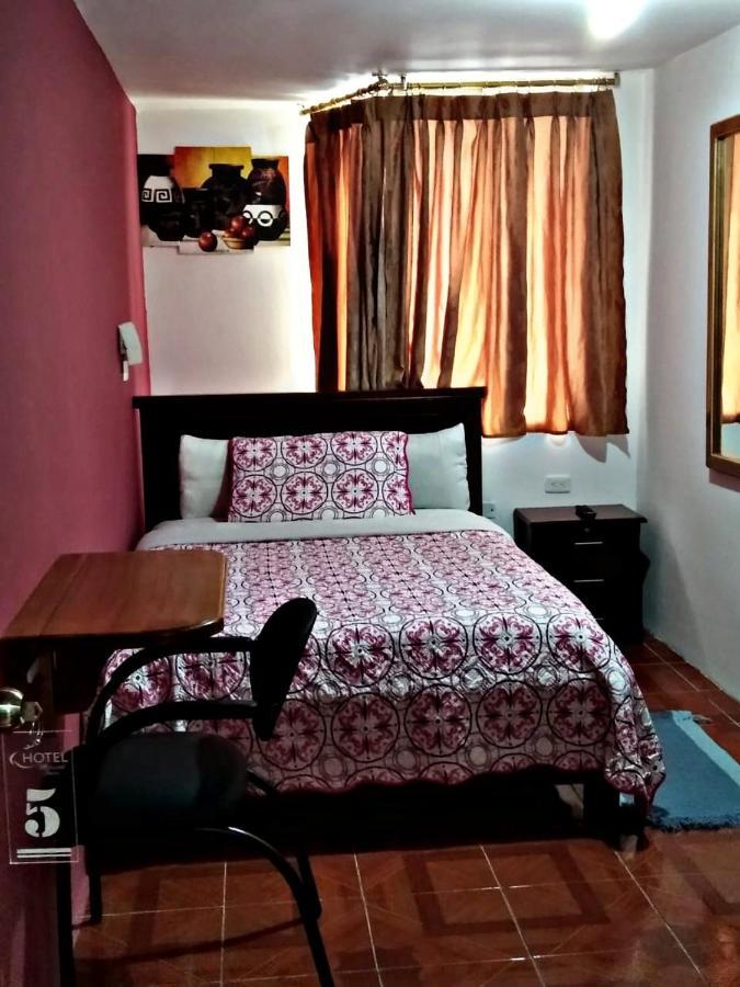 Hostal Mariscal Sucre Tababela Dış mekan fotoğraf